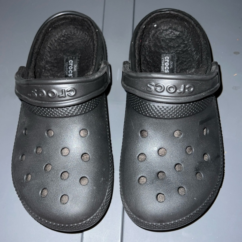 CROCS Black Perforated Mules